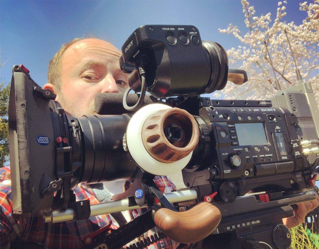 Thijs Bertels achter zijn camera